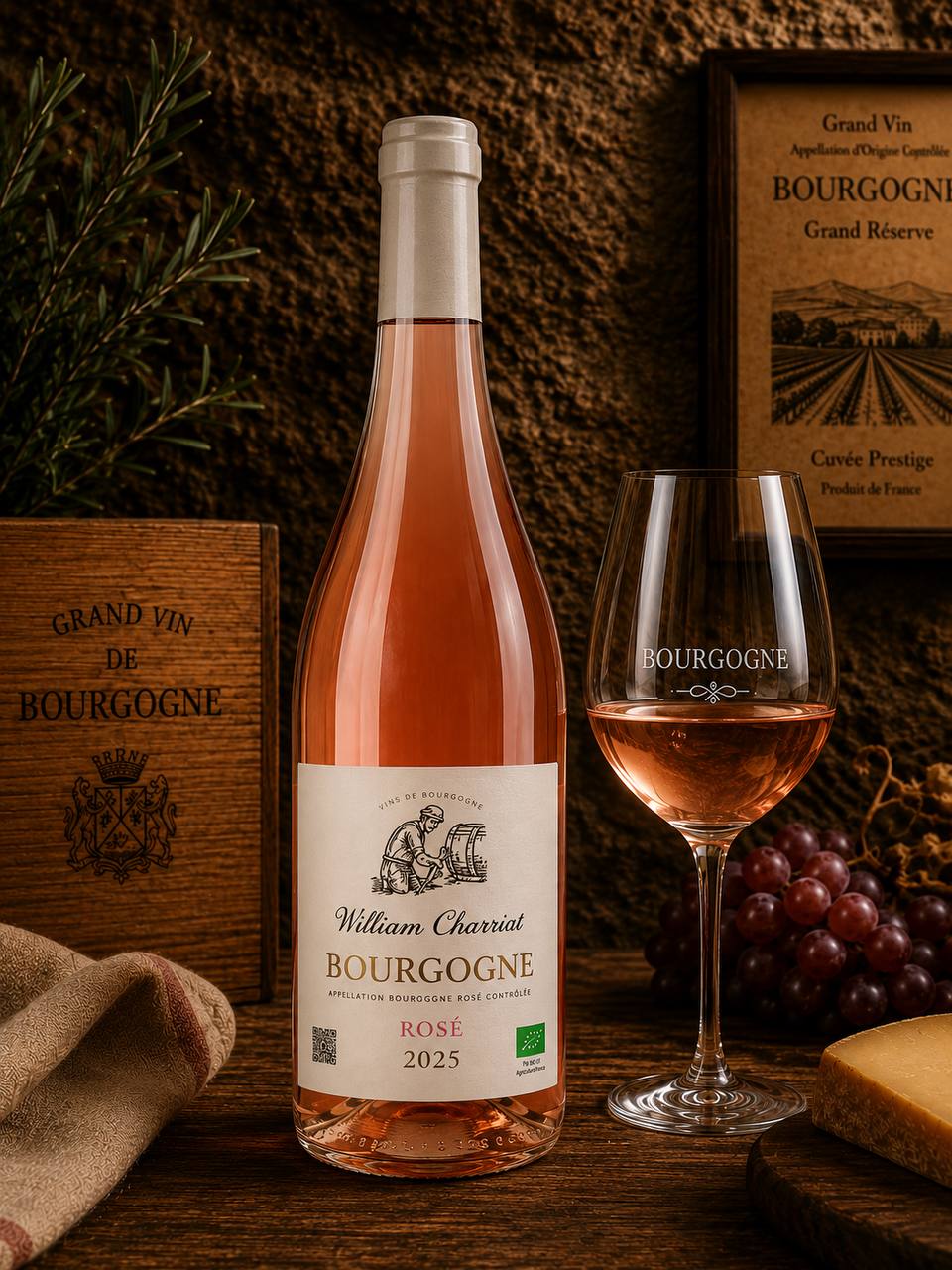 William Charriat Bourgogne Rosé 2025 – flaske i burgundisk miljø med vinglas